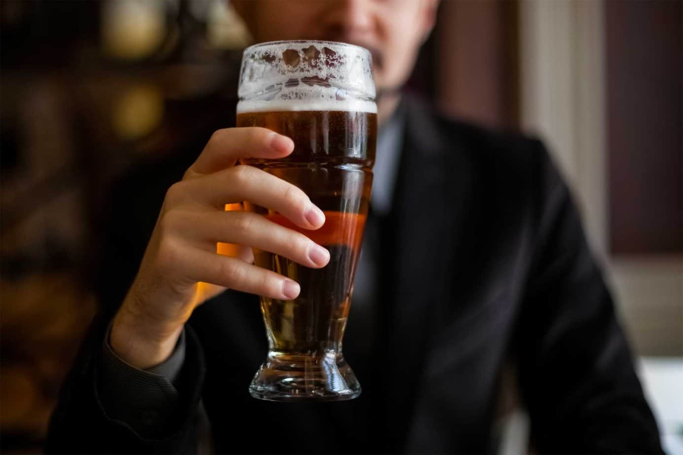 Study Links Regular Alcohol Consumption to Skin Cancer