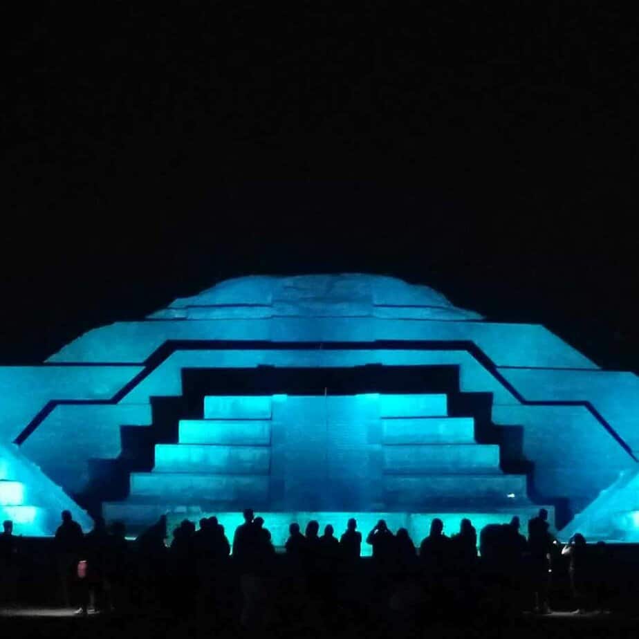 extended-care-trip---pyramid light show