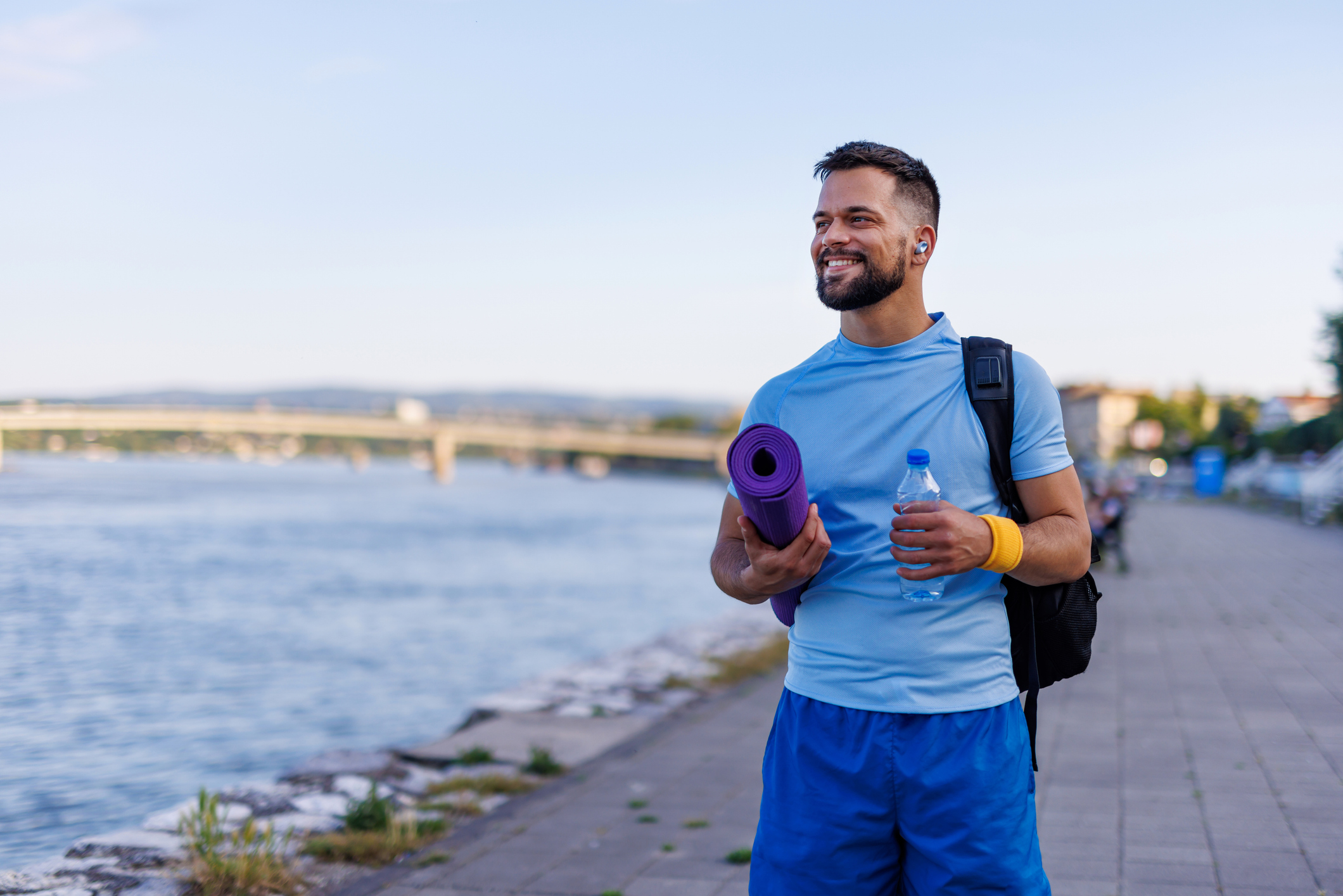 man starting an exercise routine in addiction recovery